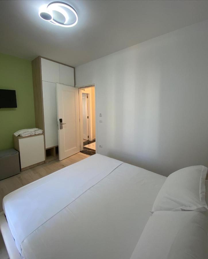 Helena Hotel Shëngjin المظهر الخارجي الصورة