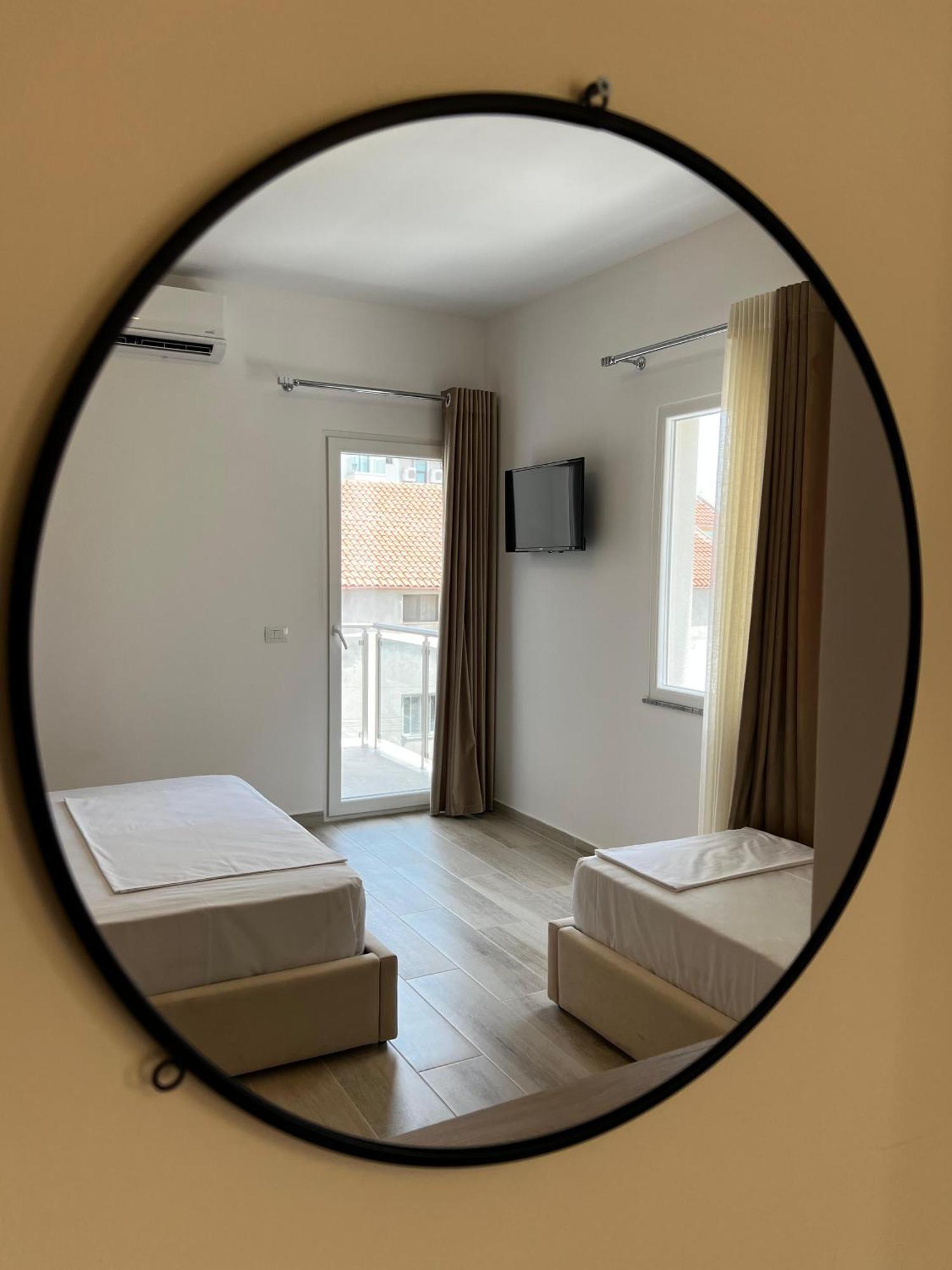 Helena Hotel Shëngjin المظهر الخارجي الصورة